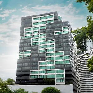 4* Hotel River Garden +